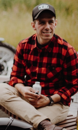 czapka z daszkiem motocyklowa czarna 79 Point Badge