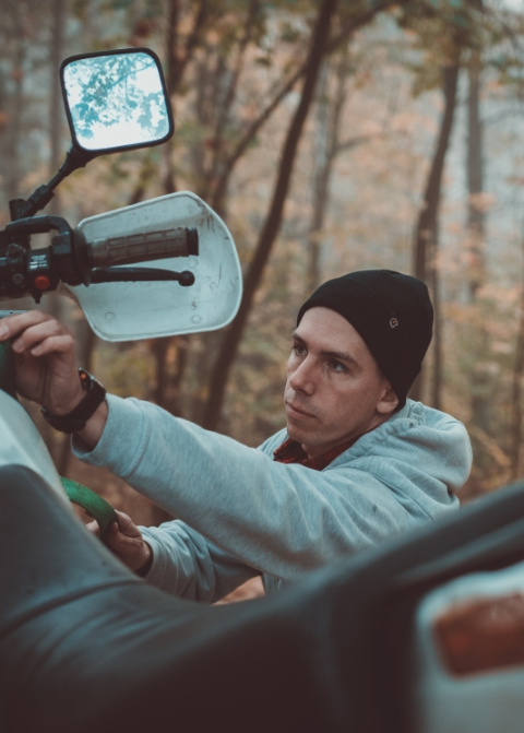 czapka zimowa czarna flash helmet