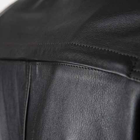 klasyczna skórzana kurtka motocyklowa