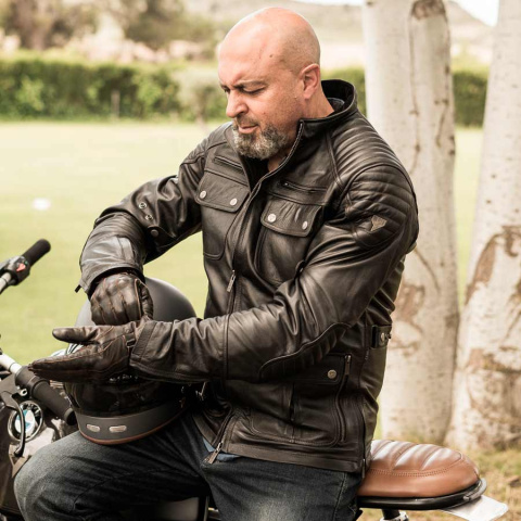 klasyczna skórzana kurtka motocyklowa